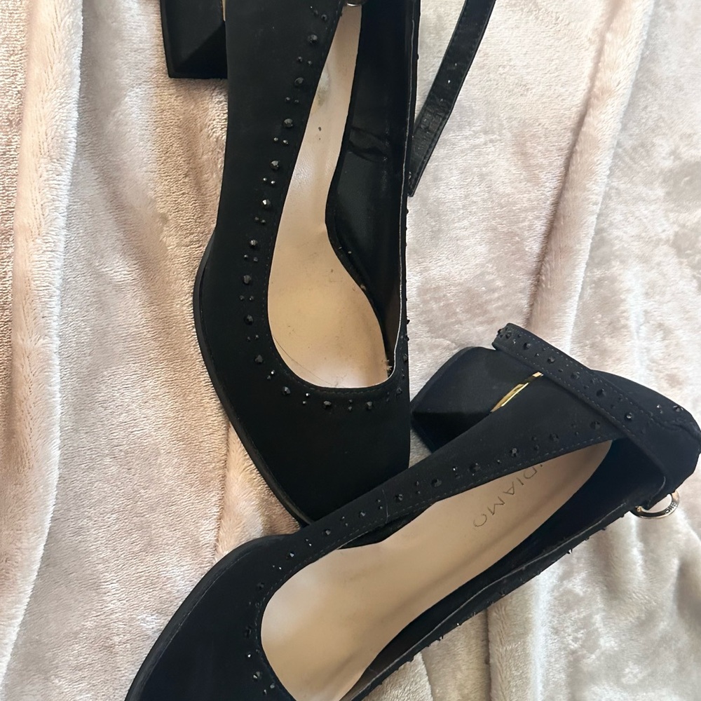 Elegant Black Women's Shoes